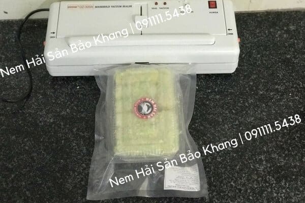 đóng gói nem hải sản đặc sản ẩm thực Đồ Sơn